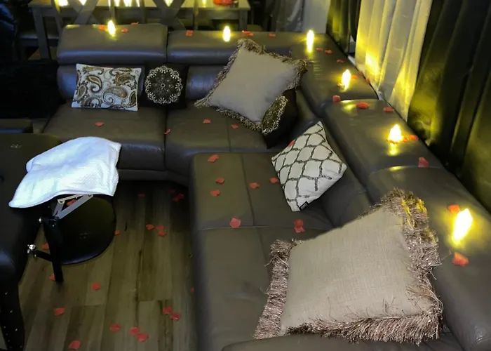 Chic Retreat *
